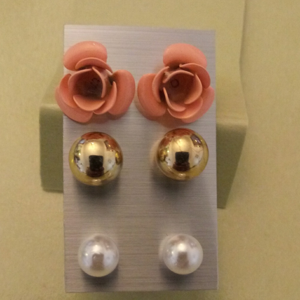 Brand new 3pair set earrings #1